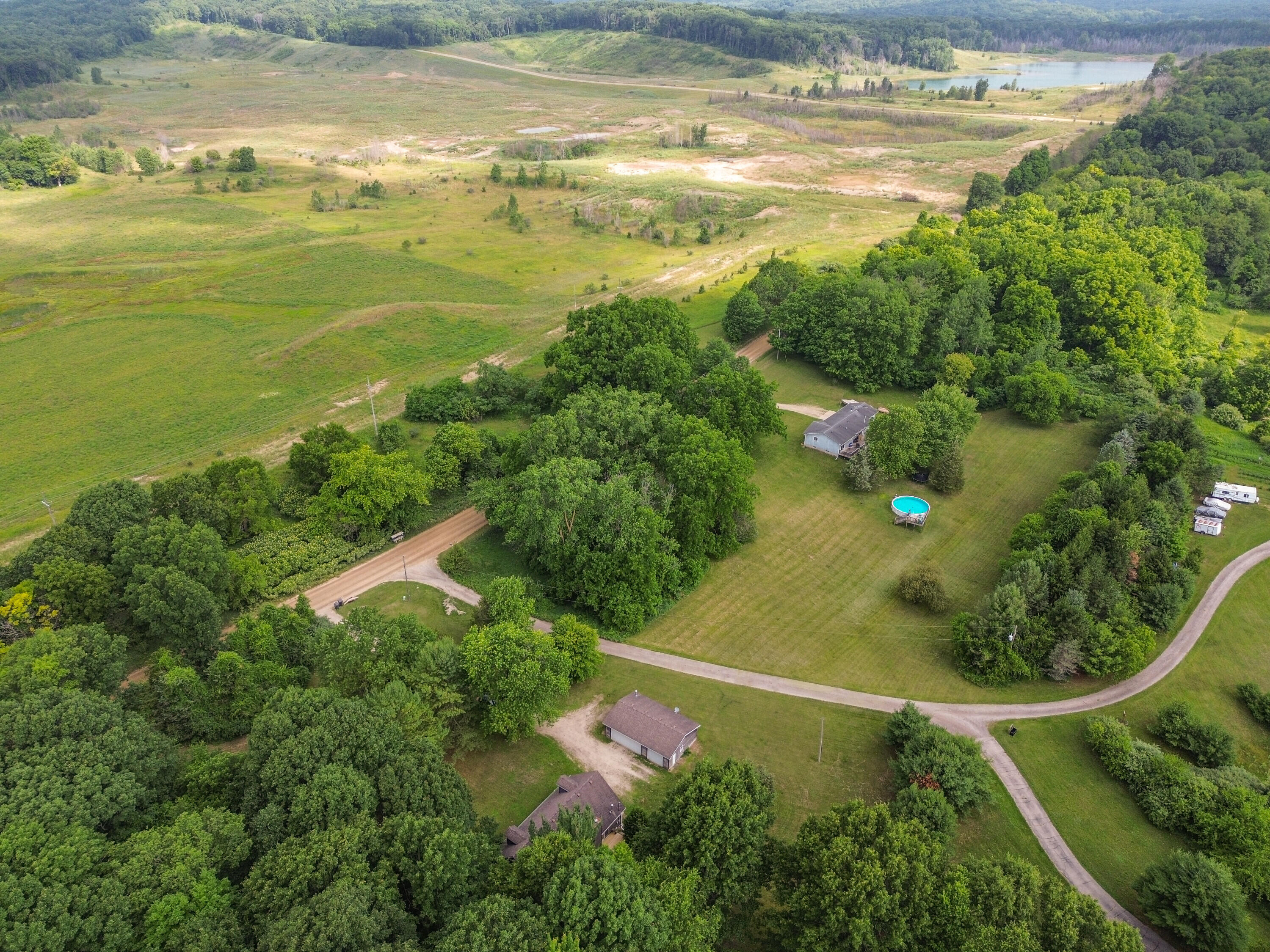 4625 Loveland Road Chelsea, MI 48118 - Photo 47 of 51 055_13