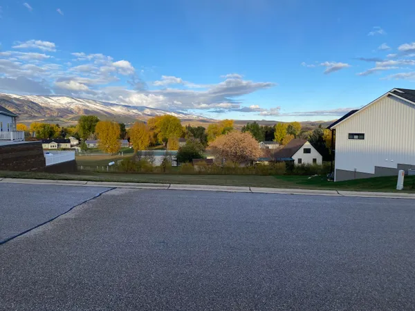 $85,000 | 5 Black Mountain Drive, Dayton, WY 82836