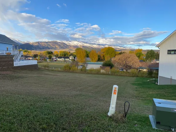 $85,000 | 5 Black Mountain Drive, Dayton, WY 82836
