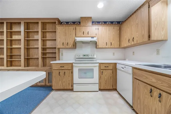 $132,900 | 8750 Southwest 90th Lane, Unit C, Ocala, FL 34481