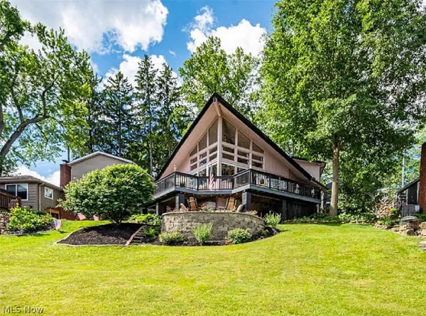 $279,900 | 32050 Sunset Drive, Hanoverton, OH 44423