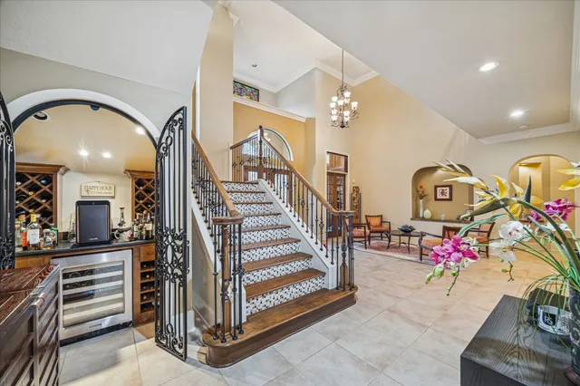 a view of entryway with a front door