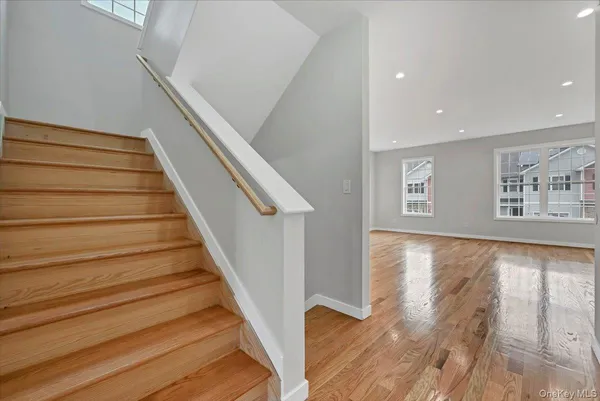$525,000 | 505 Iron Forge Lane, New Windsor, NY 12553