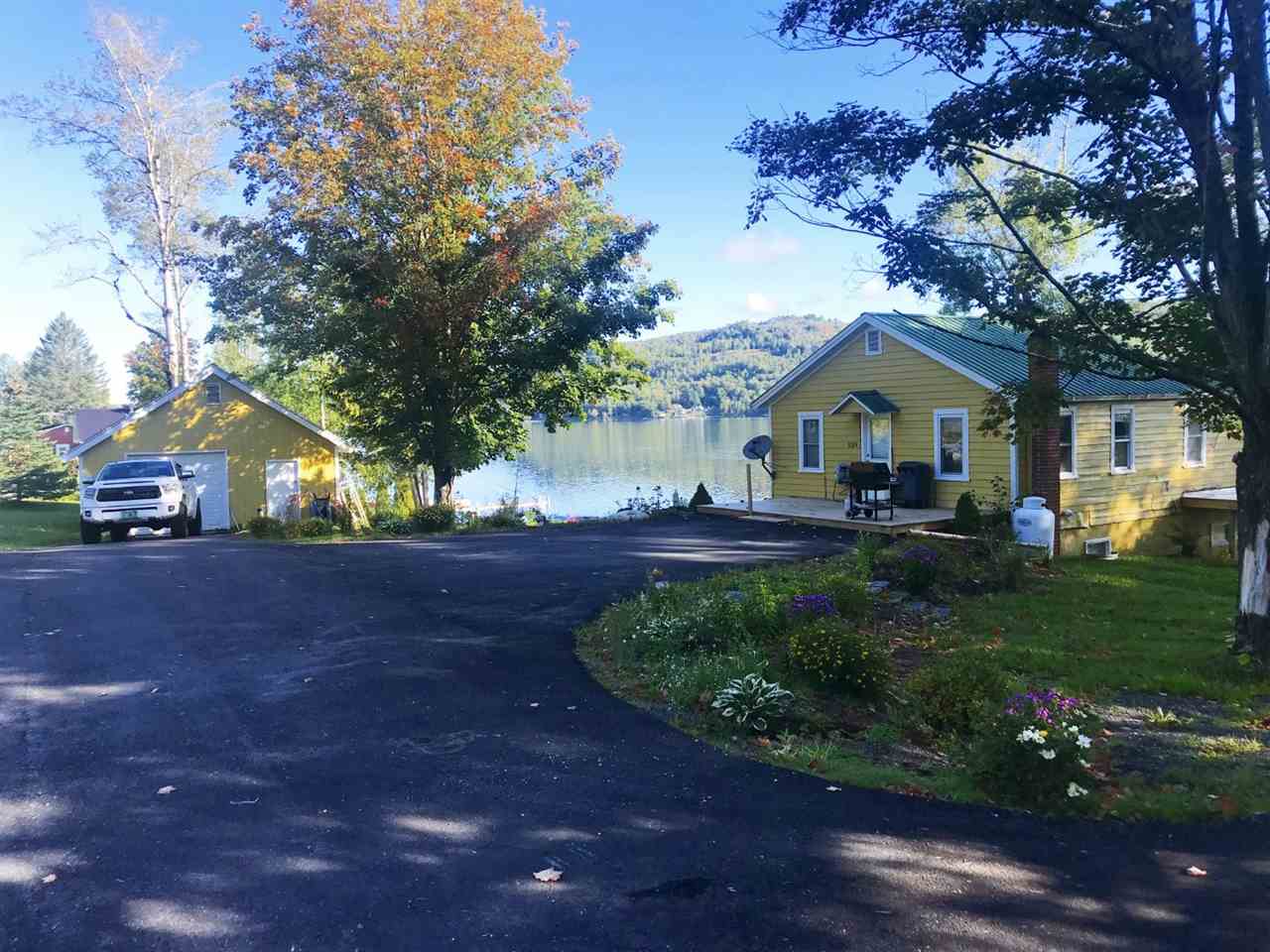 1085 South Barton Road Barton, VT 05822 - Photo 5 of 36 Gallery Image 5