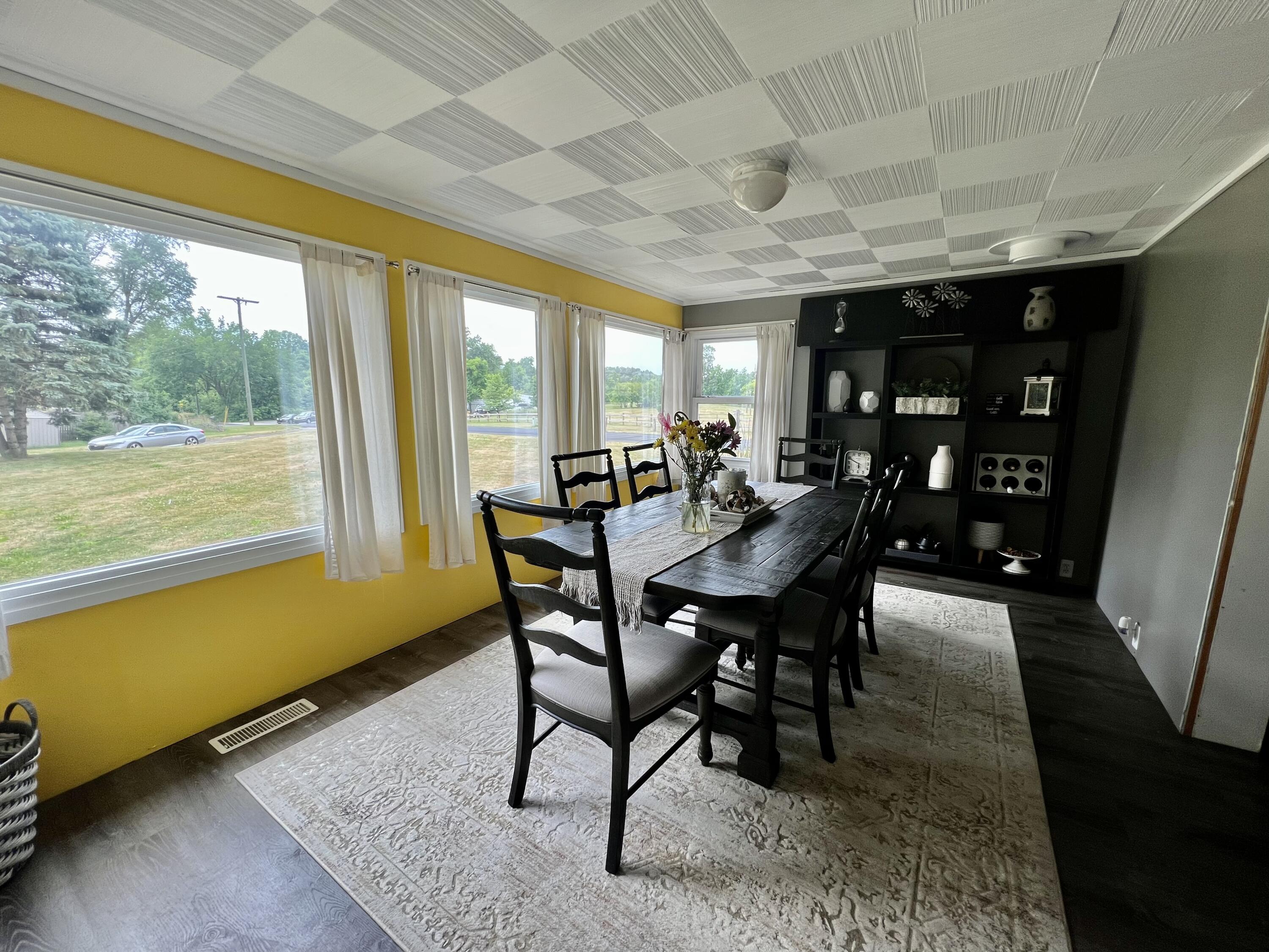 207 North Batavia Road Coldwater, MI 49036 - Photo 4 of 32 1C00578E-A0FC-4B82-8649-723F4797E7E2