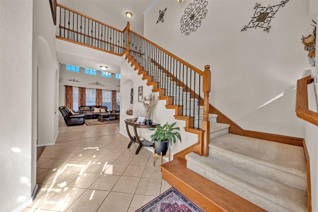 2244 Condor Street Grand Prairie, TX 75052 - Photo 4 of 37 a view of entryway and hall