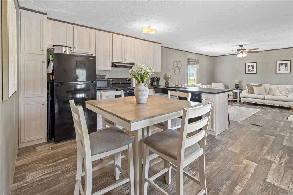 411 Amanda Drive Reeves, LA 70658 - Photo 8 of 15