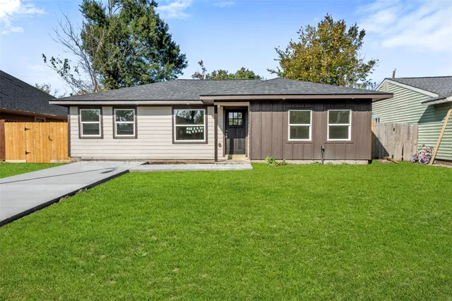 $224,990 | 2311 Pomona Drive, Pasadena, TX 77506