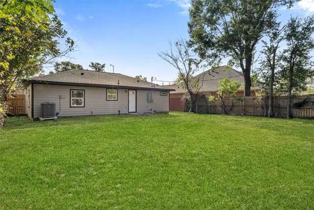 $224,990 | 2311 Pomona Drive, Pasadena, TX 77506