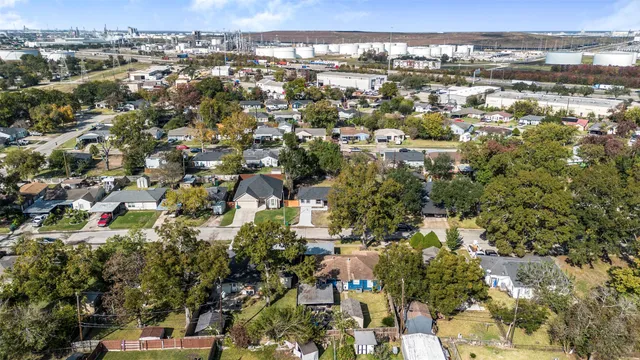 $224,990 | 2311 Pomona Drive, Pasadena, TX 77506