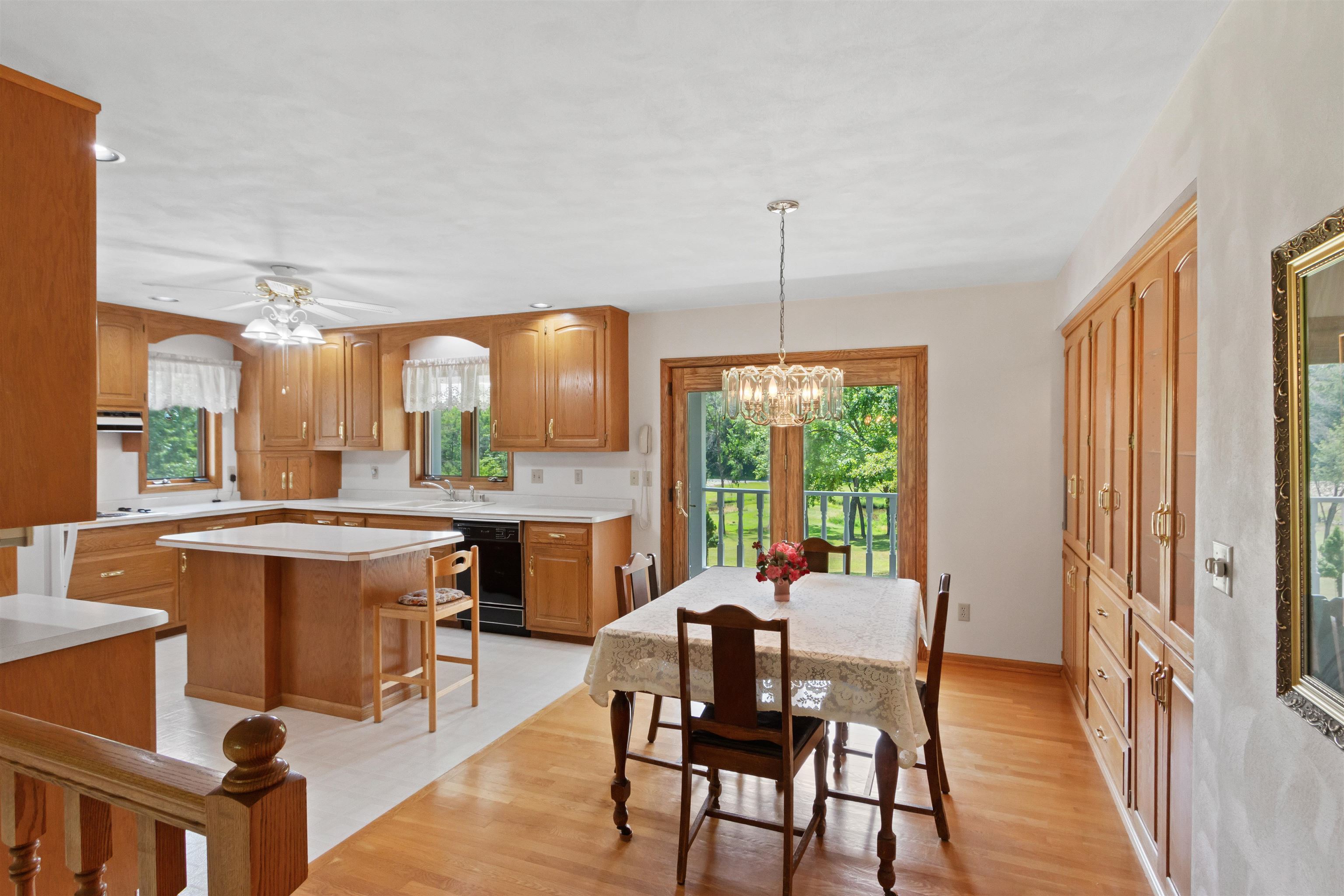 9834 River Road Amherst, WI 54406 - Photo 8 of 44
