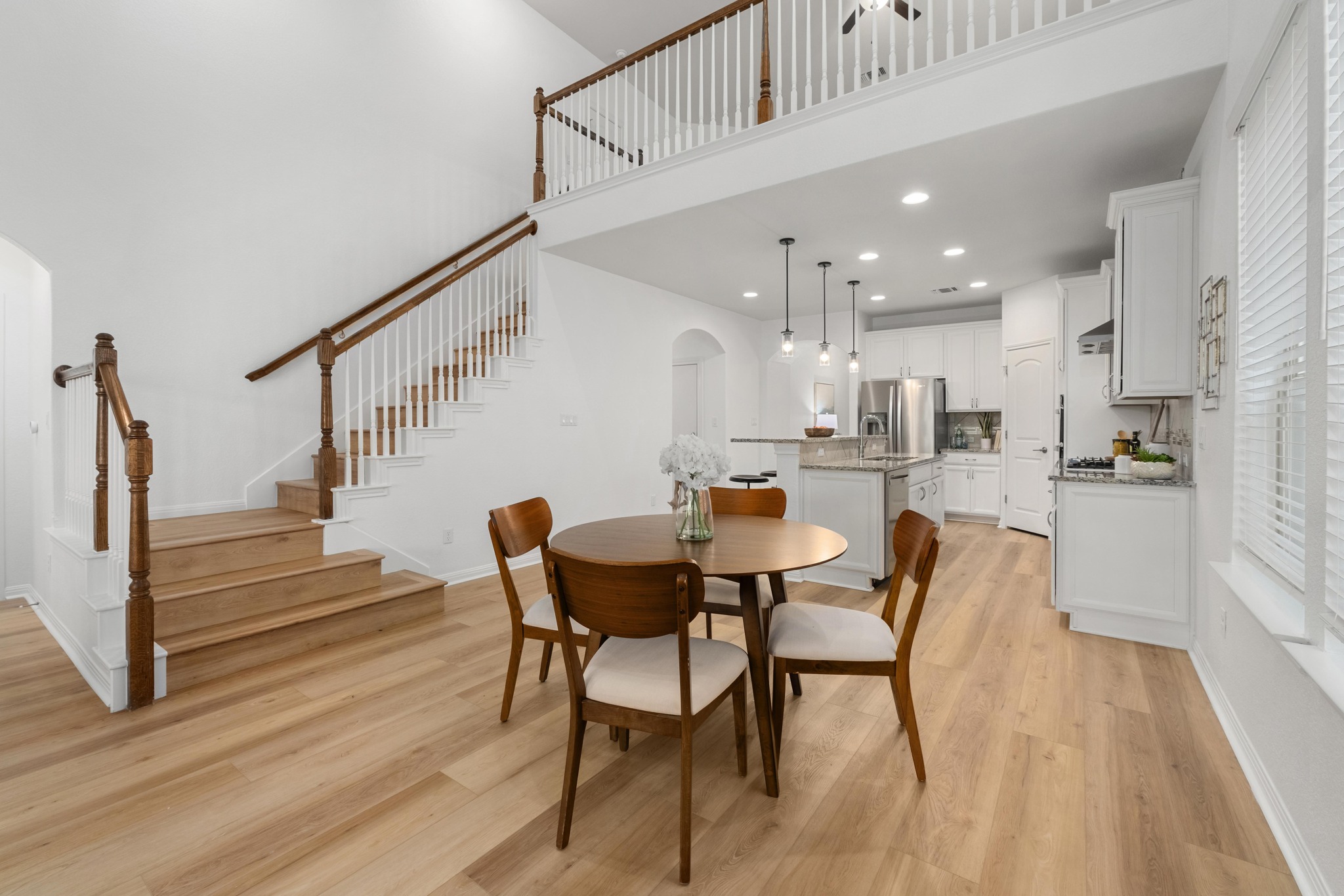 15905 Windroot Street Austin, TX 78728 - Photo 5 of 30 Dining and Kitchen