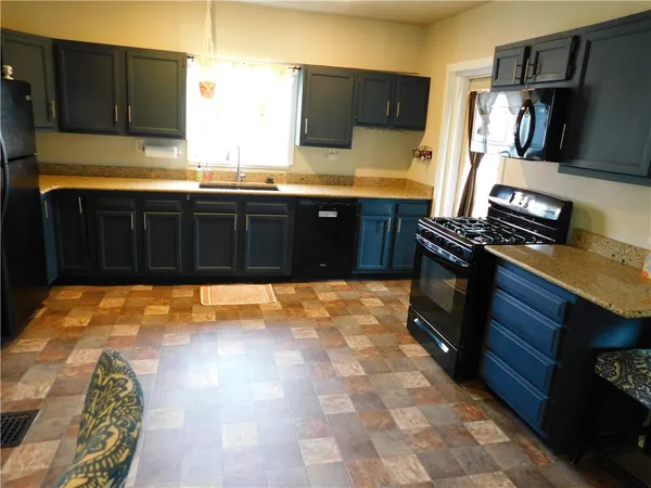 $2,600 | 321 North Main Street, Canandaigua City, NY 14424