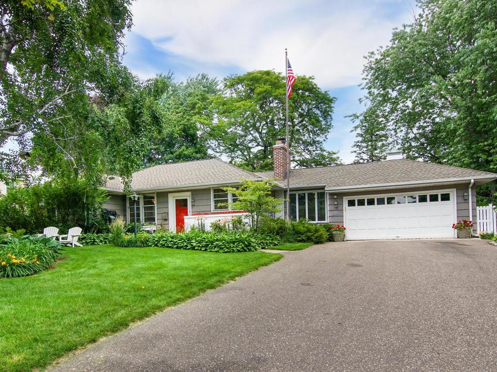 309 Wayside Road West Hopkins, MN 55343 - Photo 2 of 26 Gallery Image 2