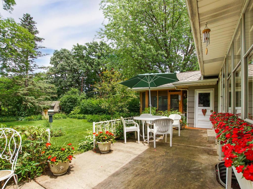 309 Wayside Road West Hopkins, MN 55343 - Photo 23 of 26 Gallery Image 23