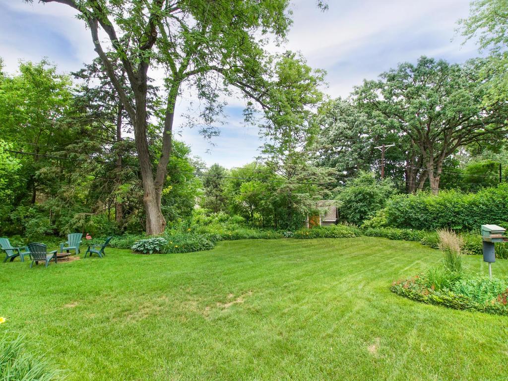 309 Wayside Road West Hopkins, MN 55343 - Photo 25 of 26 Gallery Image 25