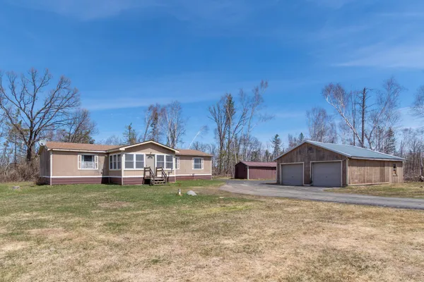 $189,900 | 14948 500th Street, Solway, MN 56678