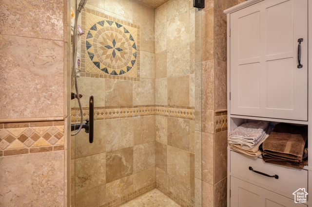 714 Spotted Fawn Way Kamas, UT 84036 - Photo 17 of 34 Full bathroom with a stall shower