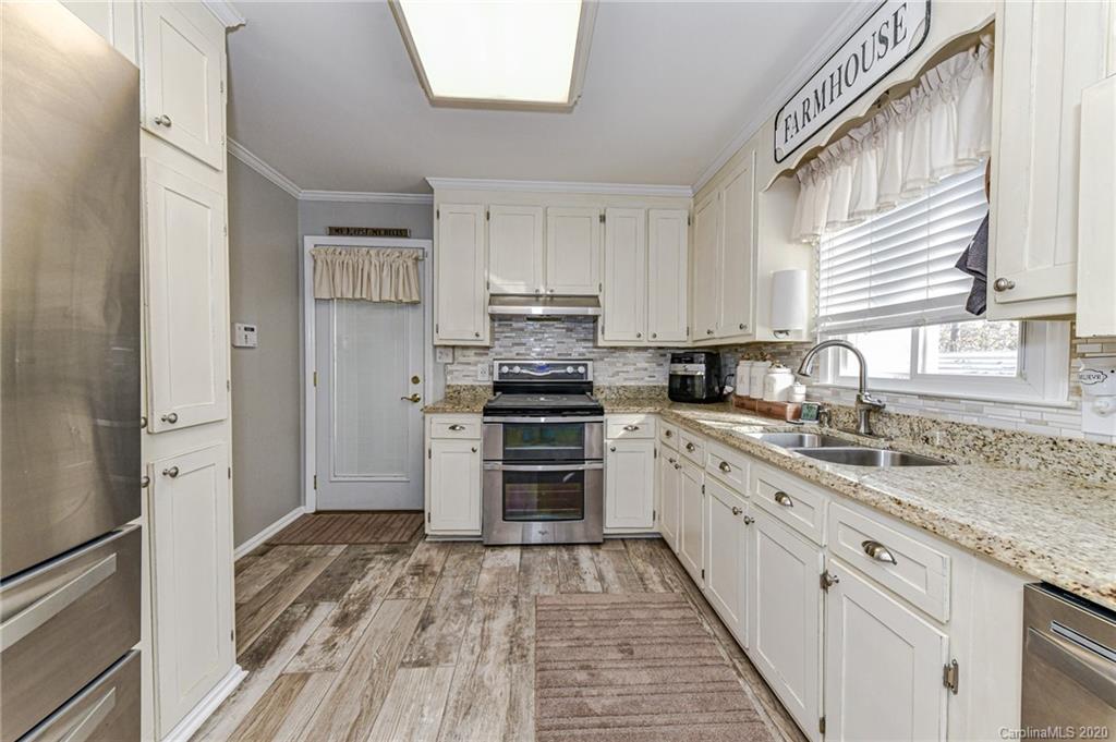 13075 Old Camden Road Midland, NC 28107 - Photo 13 of 36 Gallery Image 13