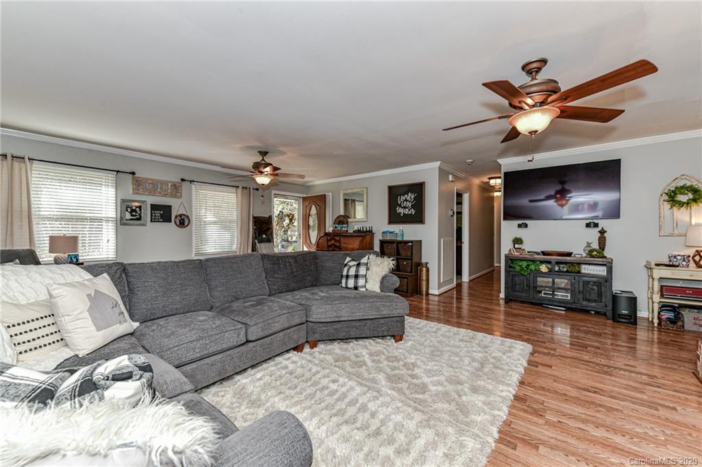 13075 Old Camden Road Midland, NC 28107 - Photo 7 of 36 Gallery Image 7