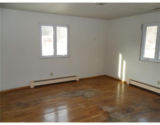 59695 Clover Road Mishawaka, IN 46544 - Photo 5 of 7