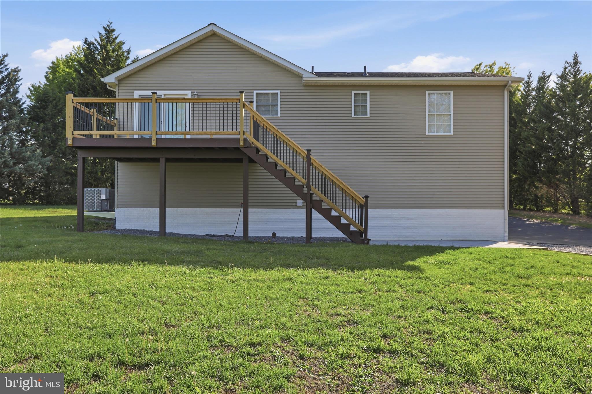 174 Open Field Lane Falling Waters, WV 25419 - Photo 36 of 56
