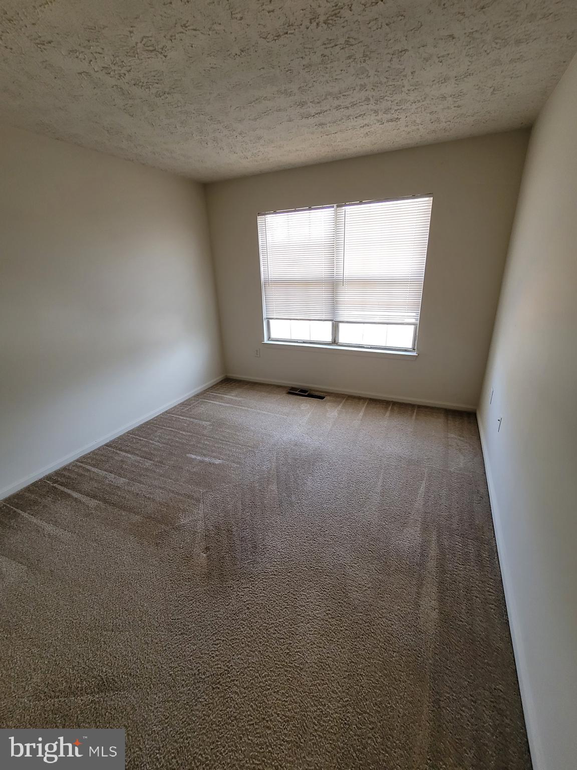 6037 Red Wolf Place Waldorf, MD 20603 - Photo 20 of 24 2nd Bedroom