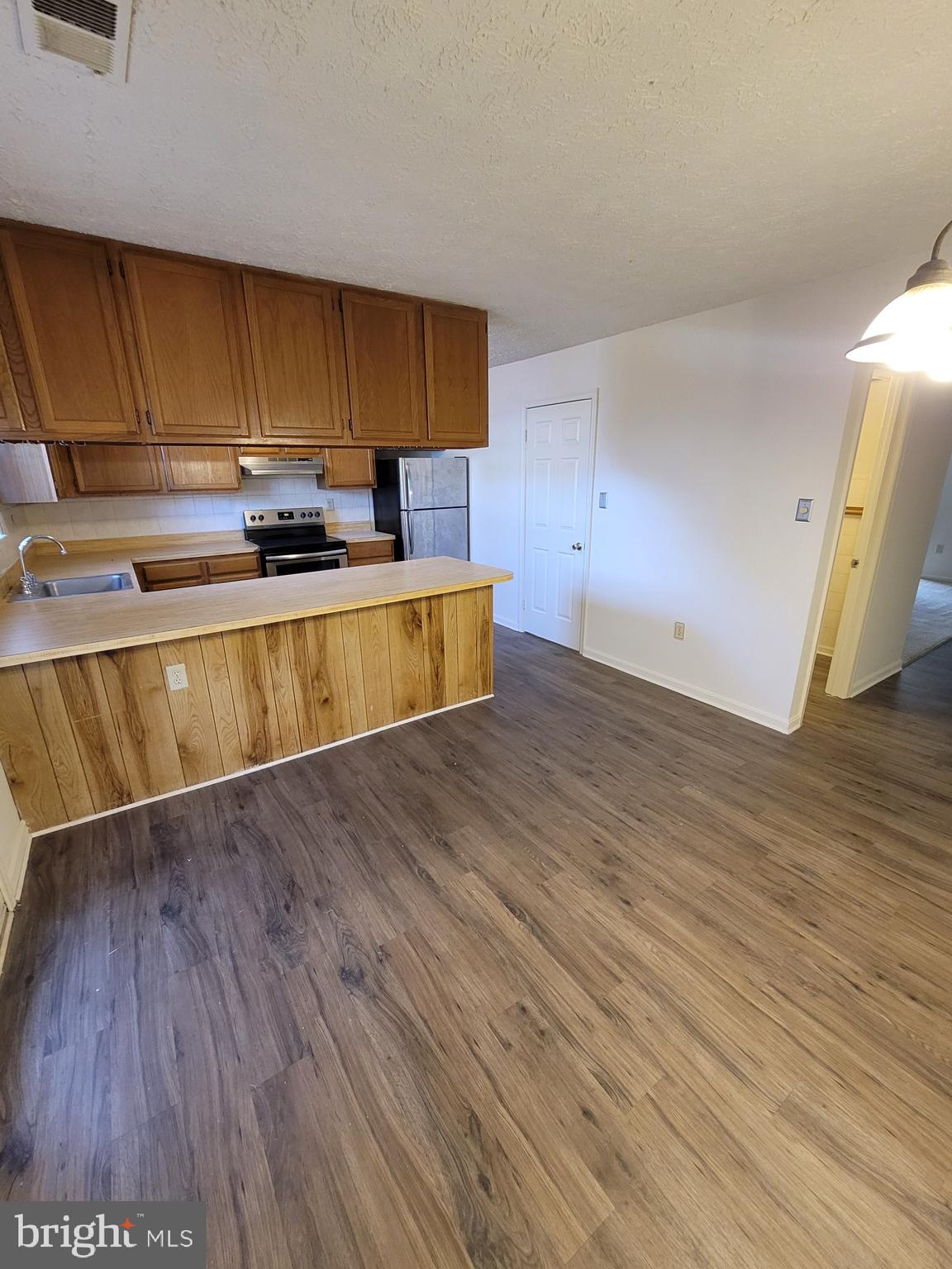 6037 Red Wolf Place Waldorf, MD 20603 - Photo 6 of 24 Kitchen