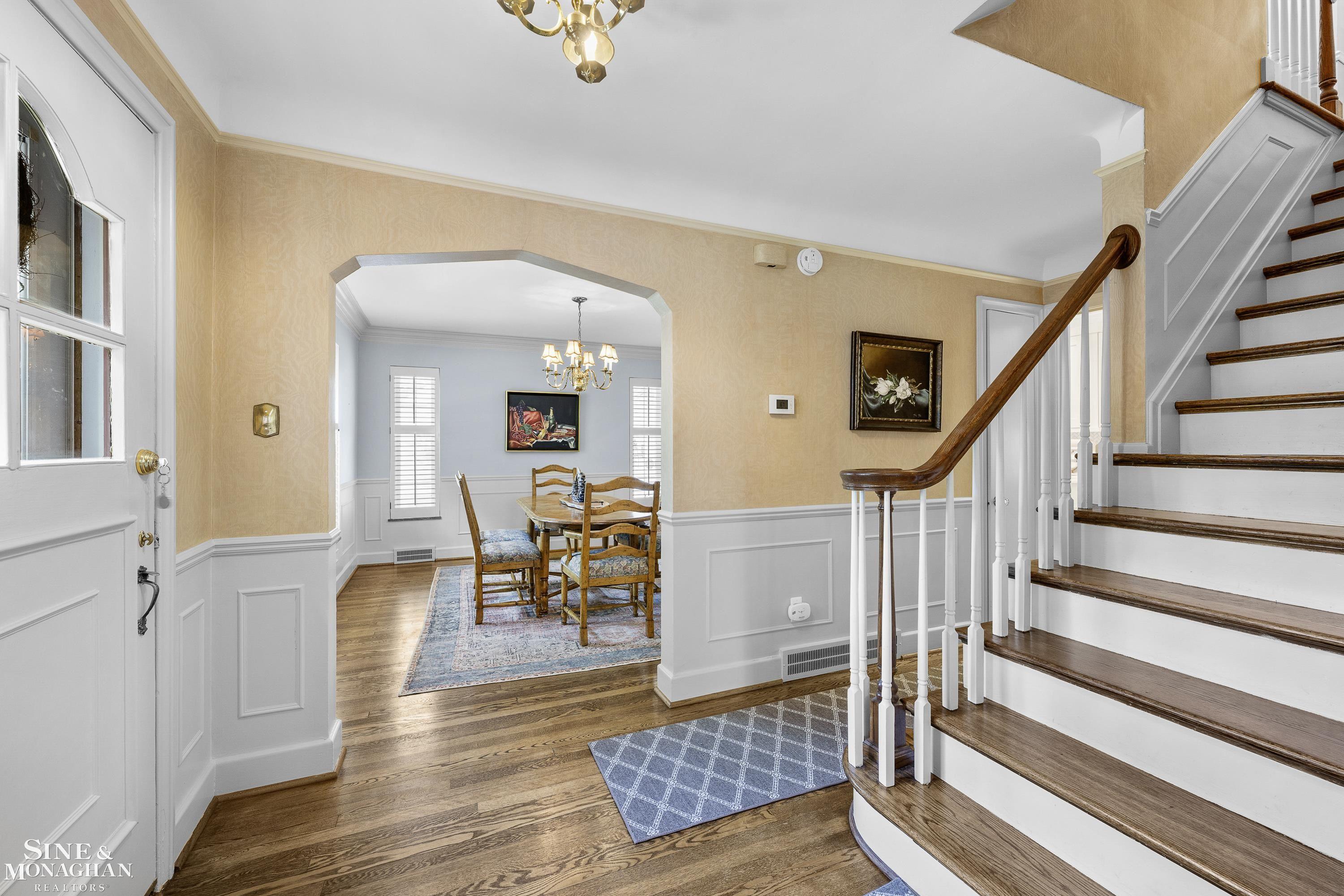 644 Pemberton Road Grosse Pointe, MI 48230 - Photo 19 of 43 50177874-1e83d5e7-33bb-465e-9e23-f7b5572c6a8e.JPG