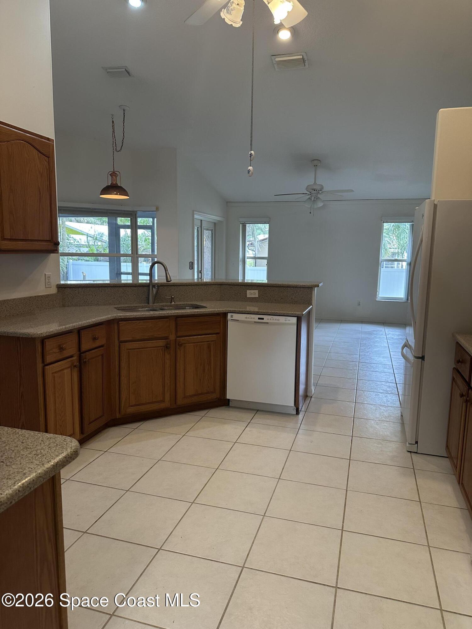 632 Bayfront Terrace Sebastian, FL 32958 - Photo 12 of 24 kitchen