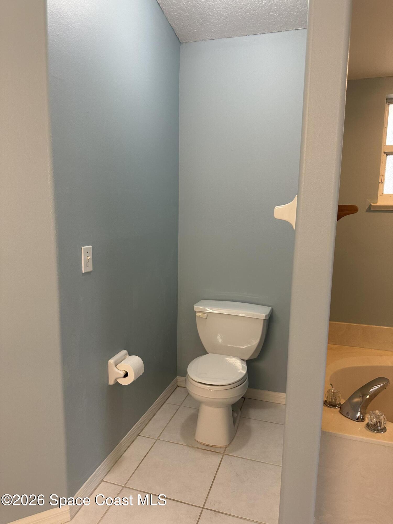 632 Bayfront Terrace Sebastian, FL 32958 - Photo 20 of 24 Primary Bath