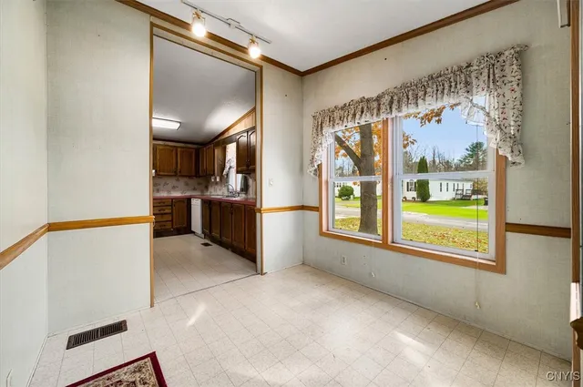 $74,000 | 144 Anthony Lane, New Hartford, NY 13323