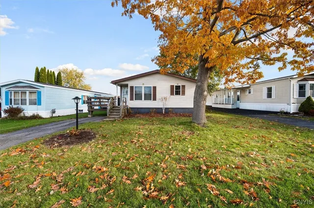 $74,000 | 144 Anthony Lane, New Hartford, NY 13323