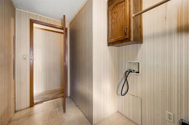 $74,000 | 144 Anthony Lane, New Hartford, NY 13323