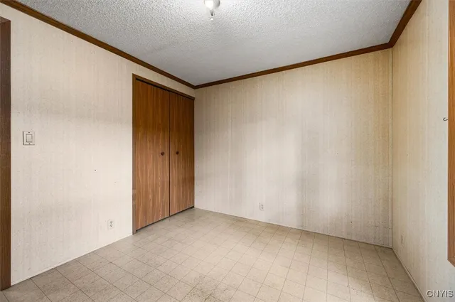 $74,000 | 144 Anthony Lane, New Hartford, NY 13323