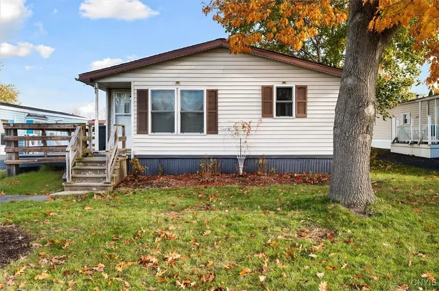 $74,000 | 144 Anthony Lane, New Hartford, NY 13323