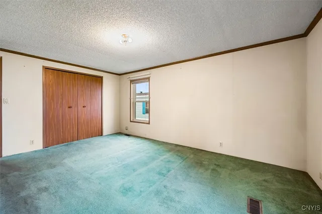 $74,000 | 144 Anthony Lane, New Hartford, NY 13323