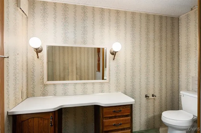 $74,000 | 144 Anthony Lane, New Hartford, NY 13323