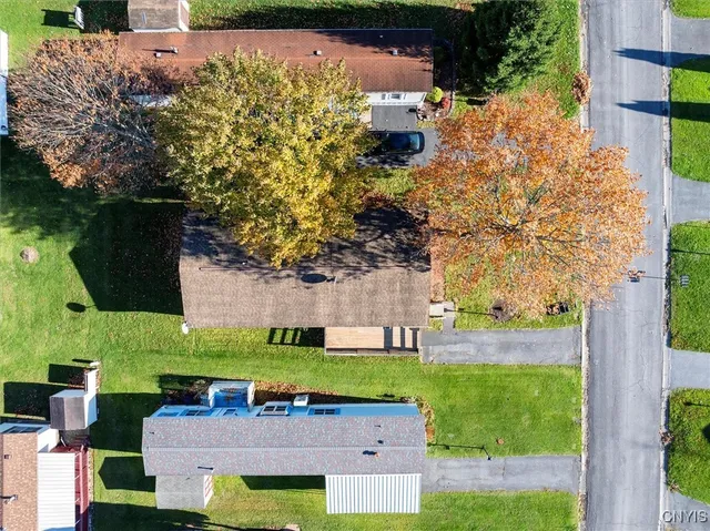 $74,000 | 144 Anthony Lane, New Hartford, NY 13323