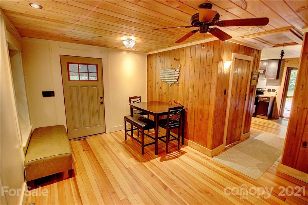 760 Cabin Flats Road Sylva, NC 28779 - Photo 11 of 47 Gallery Image 11