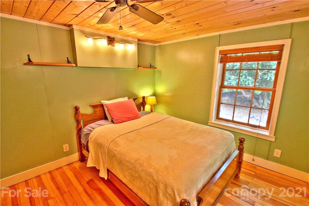 760 Cabin Flats Road Sylva, NC 28779 - Photo 13 of 47 Gallery Image 13