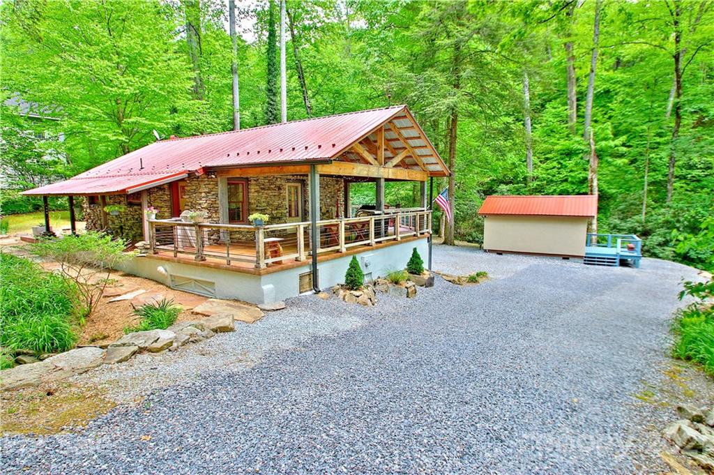 760 Cabin Flats Road Sylva, NC 28779 - Photo 40 of 47 Gallery Image 40