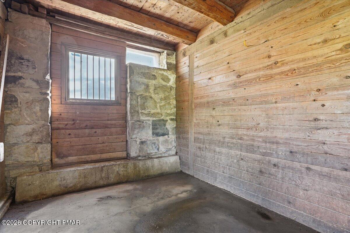 299 Brick Church Road Saylorsburg, PA 18353 - Photo 88 of 108 STALL