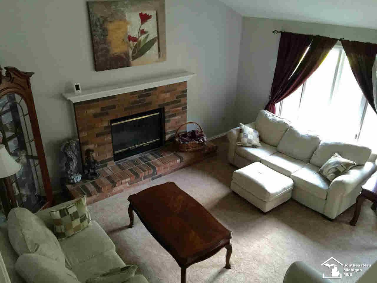 1370 Rutledge Drive Temperance, MI 48182 - Photo 4 of 25
