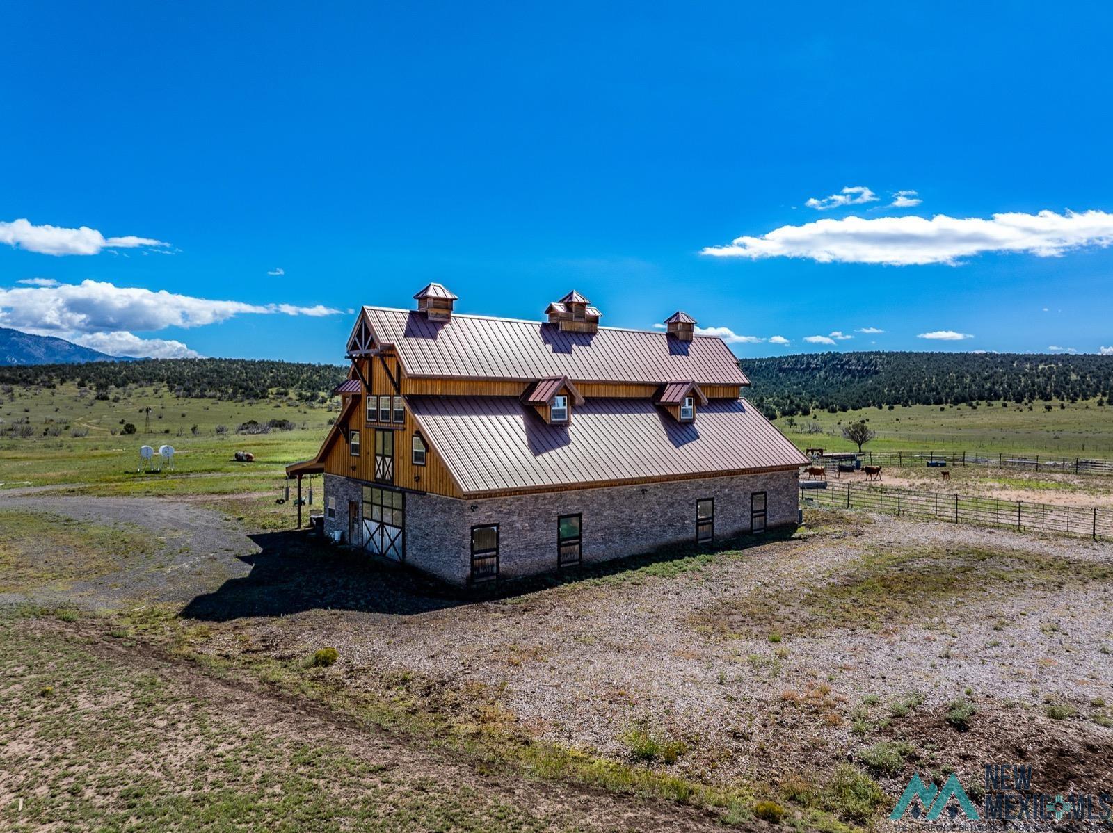 398 Pine Road Capitan, NM 88316 - Photo 23 of 68