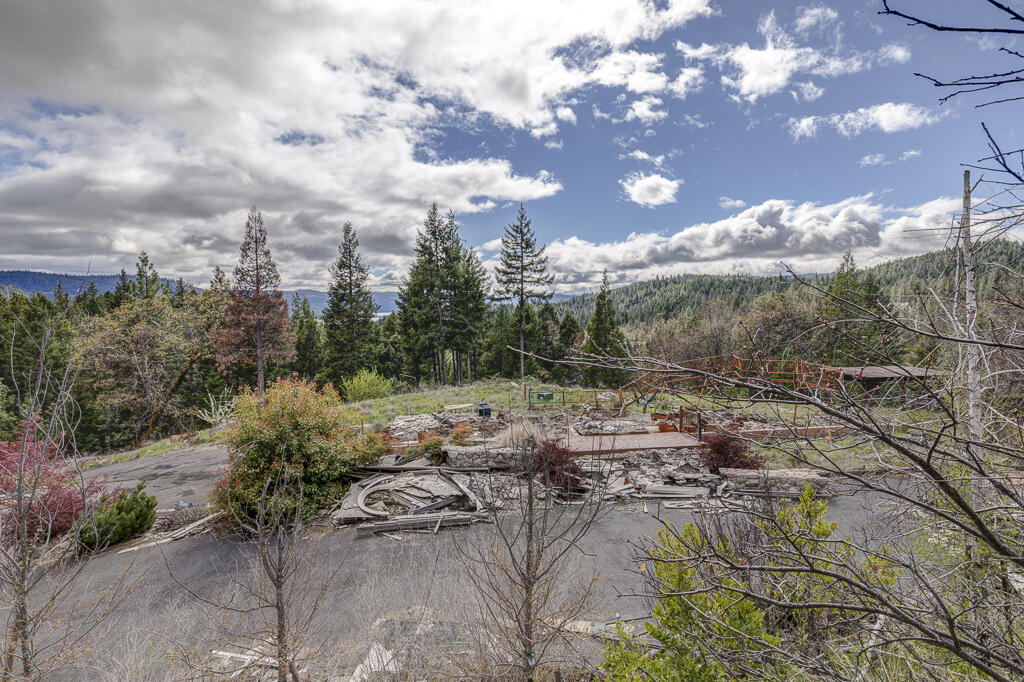 225 Flounce Rock Road Prospect, OR 97536 - Photo 16 of 28 14