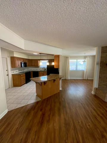 $2,250 | 129 12th Avenue, Shalimar, FL 32579