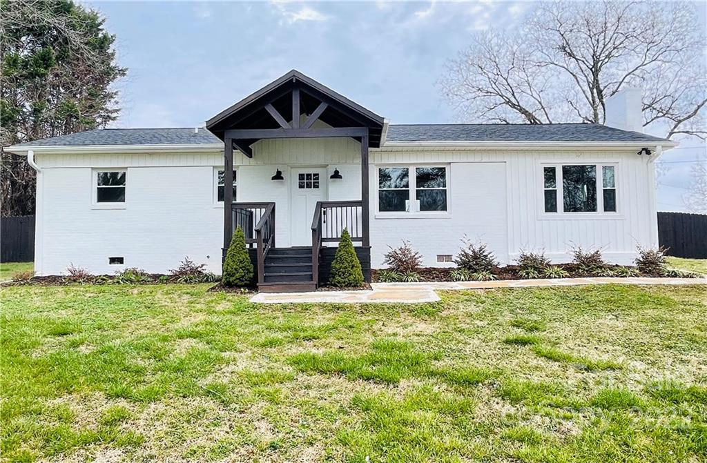 4579 Omega Road Lenoir, NC 28645 - Photo 1 of 13 Gallery Image 1
