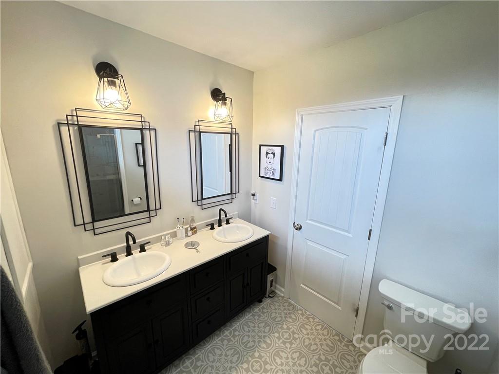 4579 Omega Road Lenoir, NC 28645 - Photo 8 of 13 Gallery Image 8