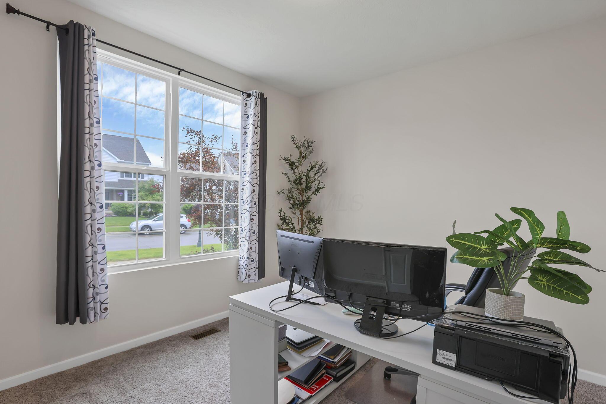 694 Eagle Walk Road Delaware, OH 43015 - Photo 23 of 64 35-web-or-mls-G02A8634